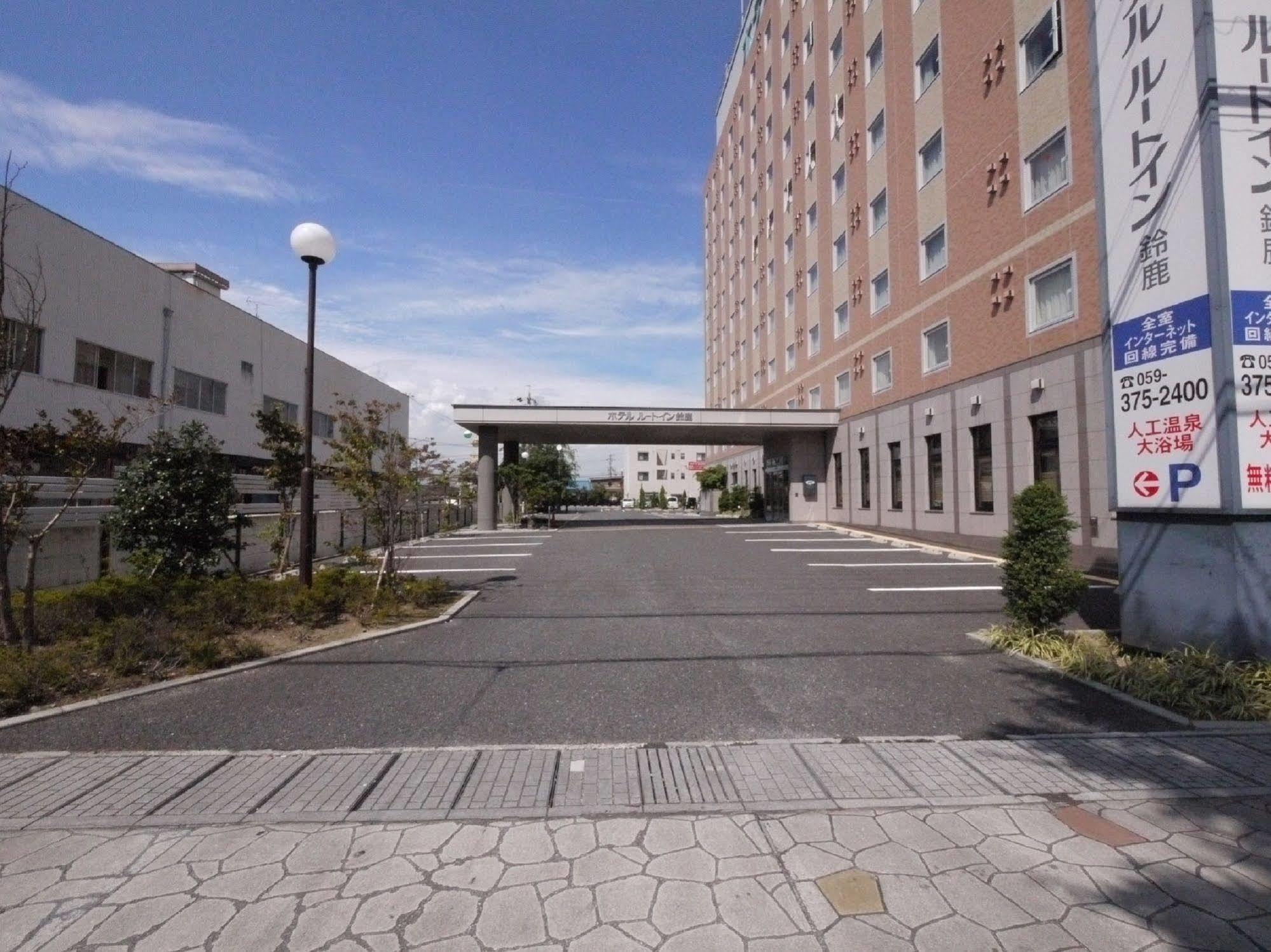 Hotel Route-Inn Suzuka Exterior photo