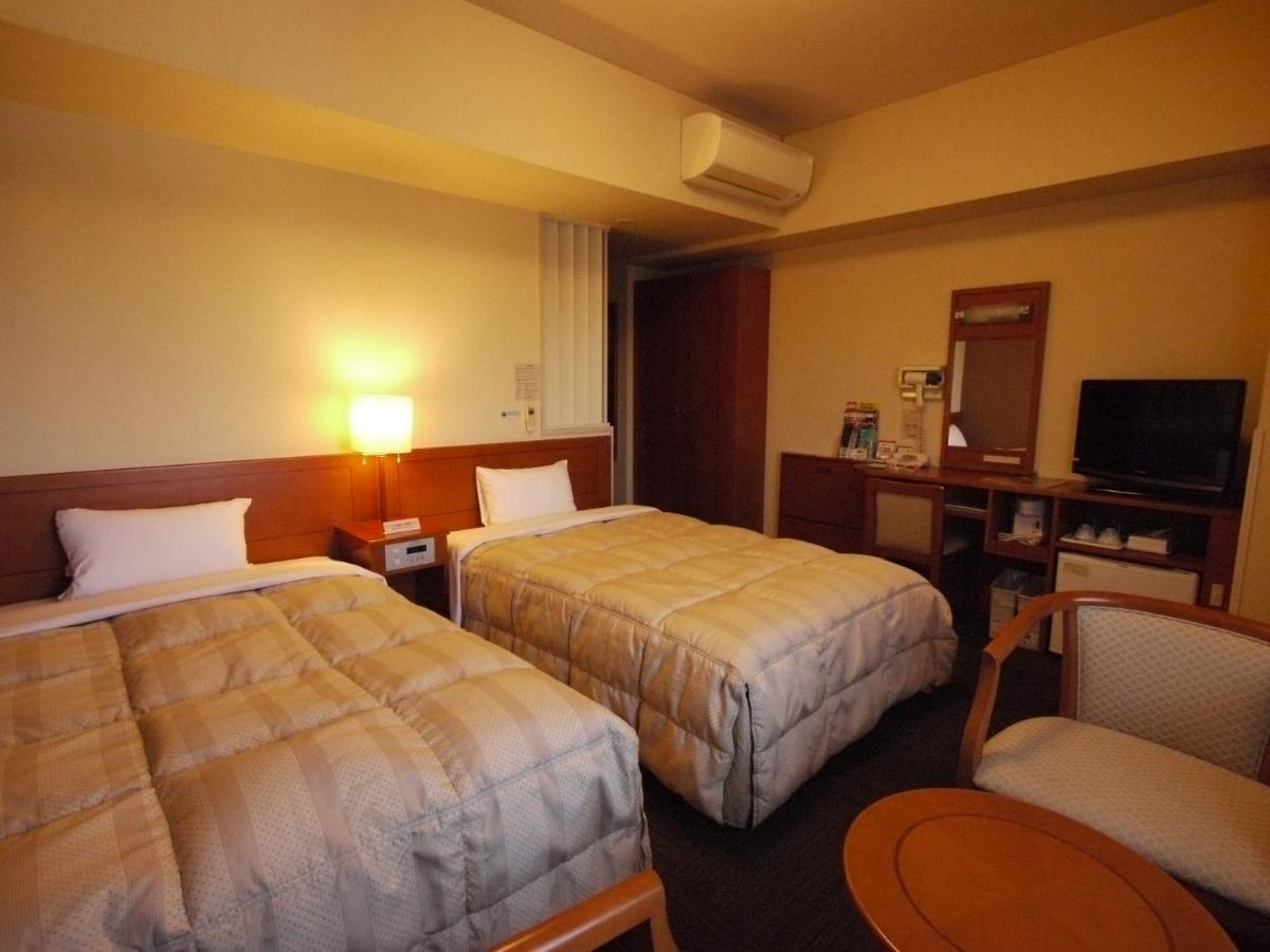 Hotel Route-Inn Suzuka Exterior photo